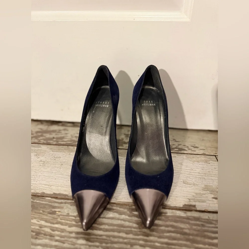 Stuart Weitzman suede pointed-toe heels, navy blue, size 7 - Picture 2 of 9